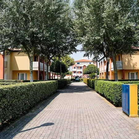 Pini Village Lido Altanea * Caorle