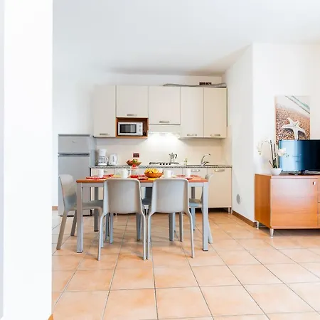 Apartment Pini Village Lido Altanea *