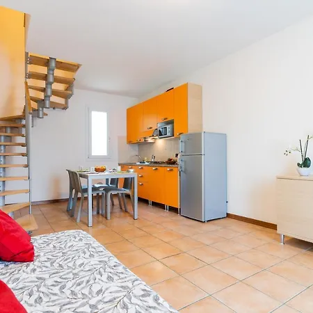Pini Village Lido Altanea Apartment *