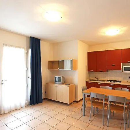 Pini Village Lido Altanea Apartment *