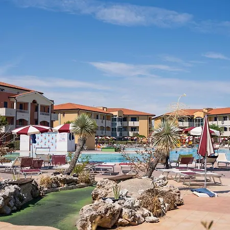 Pini Village Lido Altanea Apartment