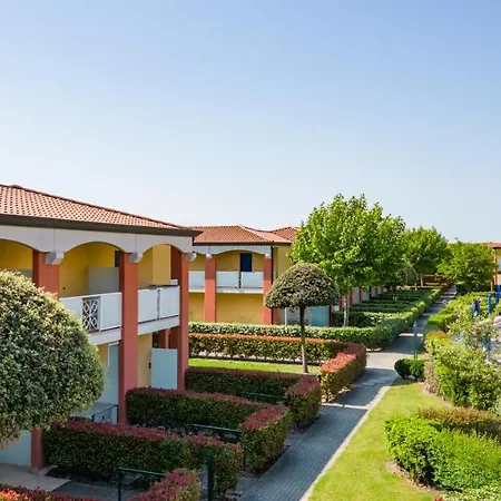 Pini Village Lido Altanea Apartment